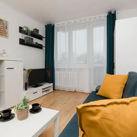 Daire Airport Astronautow With Balcony By Renters *