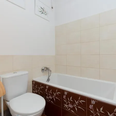 Airport Astronautow With Balcony By Renters * Βαρσοβία